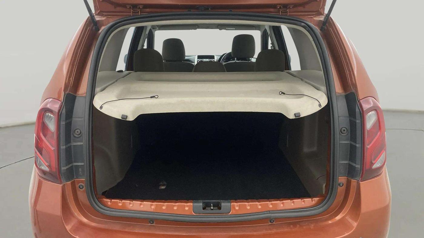 2018 Renault Duster 110 PS RXZ 4X2 AMT DIESEL, Diesel, Automatic, 80,440 km, Boot Inside