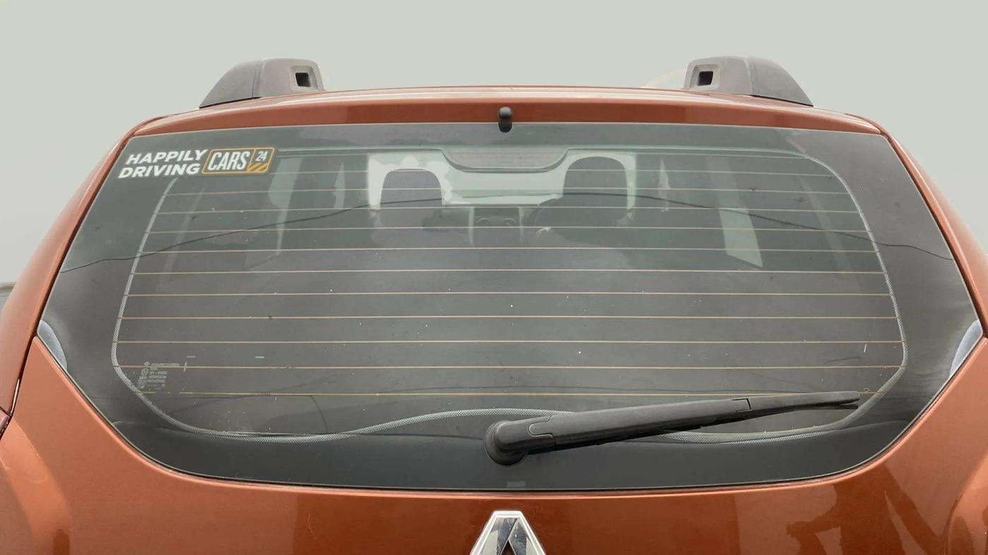 2018 Renault Duster 110 PS RXZ 4X2 AMT DIESEL, Diesel, Automatic, 80,440 km, Rear Windshield