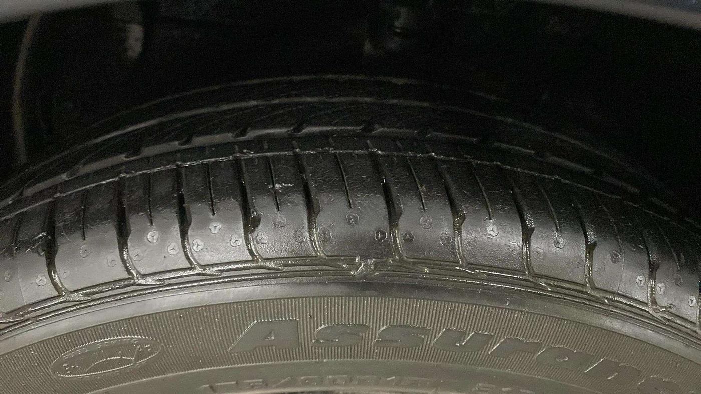 2020 Hyundai GRAND I10 NIOS ASTA AMT 1.2 KAPPA VTVT, Petrol, Automatic, 17,090 km, Left Front Tyre Tread