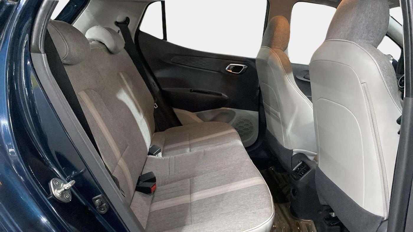 2020 Hyundai GRAND I10 NIOS ASTA AMT 1.2 KAPPA VTVT, Petrol, Automatic, 17,090 km, Right Side Rear Door Cabin