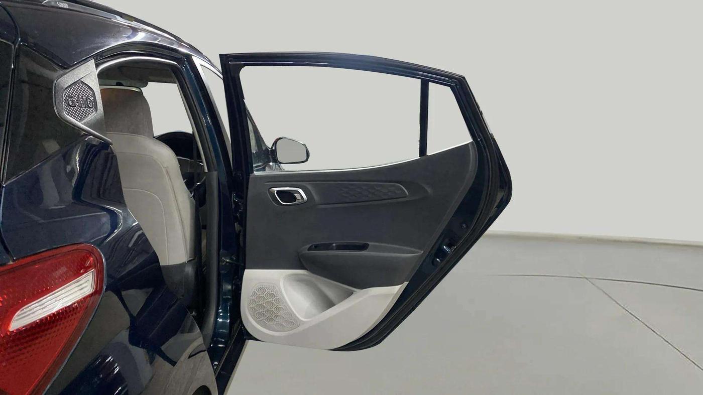 2020 Hyundai GRAND I10 NIOS ASTA AMT 1.2 KAPPA VTVT, Petrol, Automatic, 17,090 km, RHS Rear Door