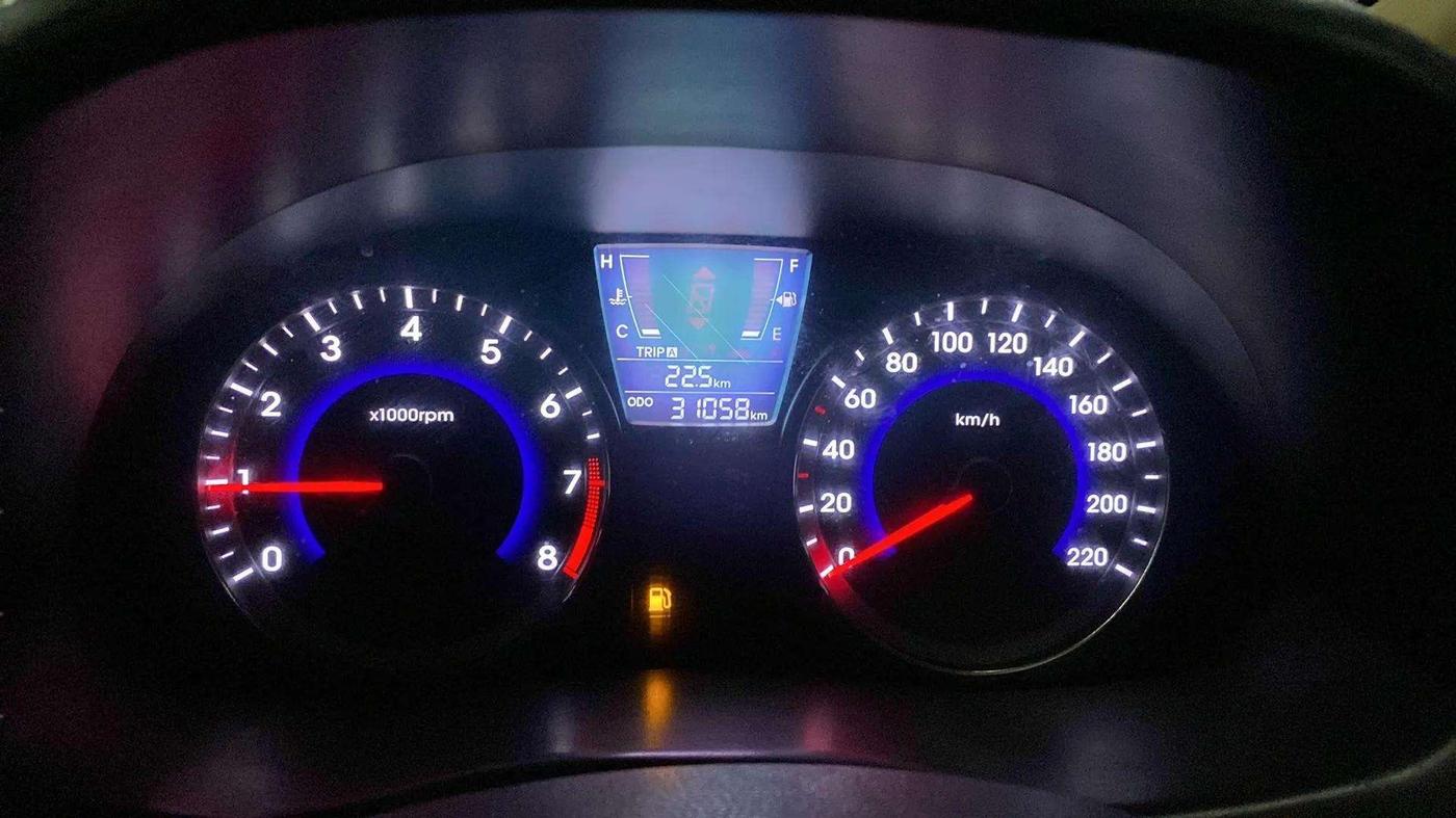 2014 Hyundai Verna FLUIDIC 1.6 VTVT EX, Petrol, Manual, 31,166 km, Odometer Image