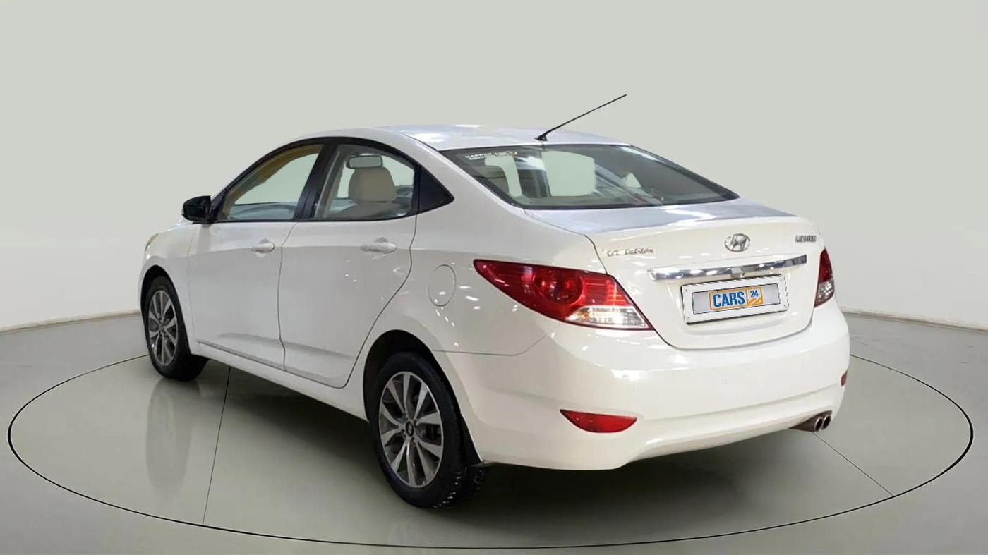 2014 Hyundai Verna FLUIDIC 1.6 VTVT EX, Petrol, Manual, 31,166 km, Left Back Diagonal