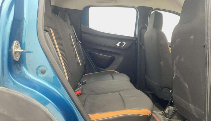 2021 Renault Kwid CLIMBER 1.0 (O), Petrol, Manual, 51,660 km, Right Side Rear Door Cabin