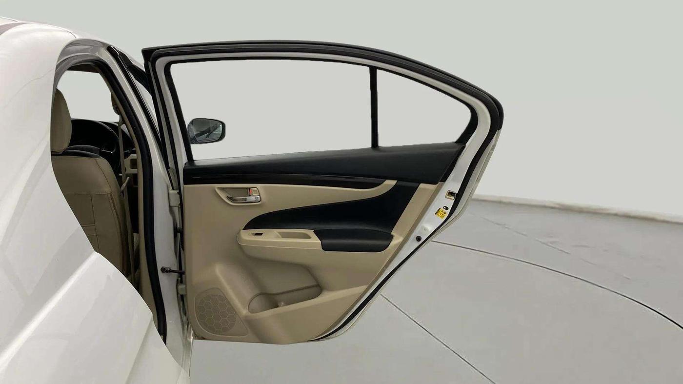 2014 Maruti Ciaz ZXI, Petrol, Manual, 75,578 km, RHS Rear Door