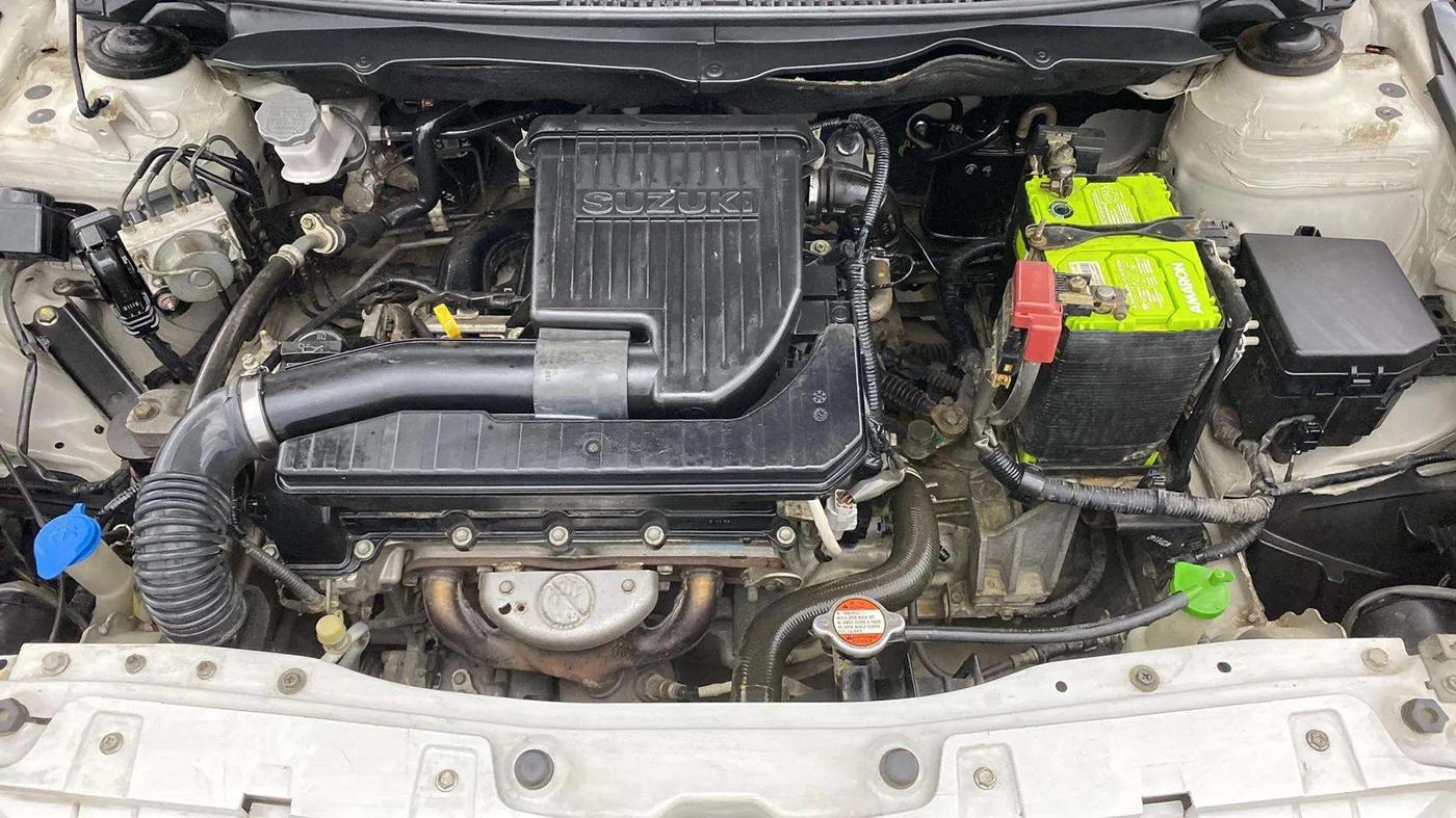 2014 Maruti Ciaz ZXI, Petrol, Manual, 75,578 km, Engine View