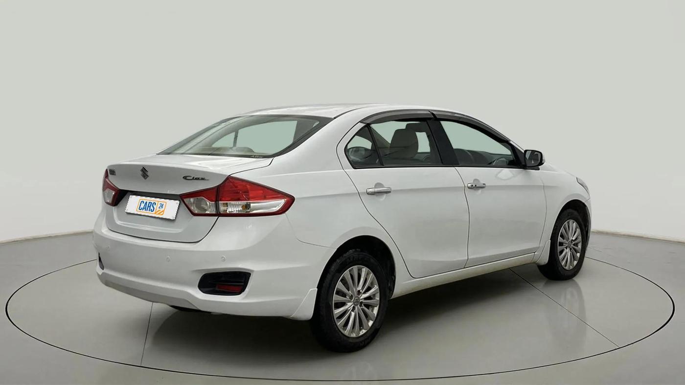 2014 Maruti Ciaz ZXI, Petrol, Manual, 75,578 km, Right Back Diagonal