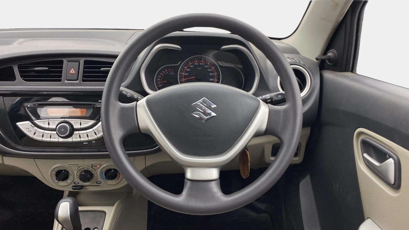 2017 Maruti Alto K10 VXI (O) AMT, Petrol, Automatic, 10,136 km, Steering Wheel Close Up