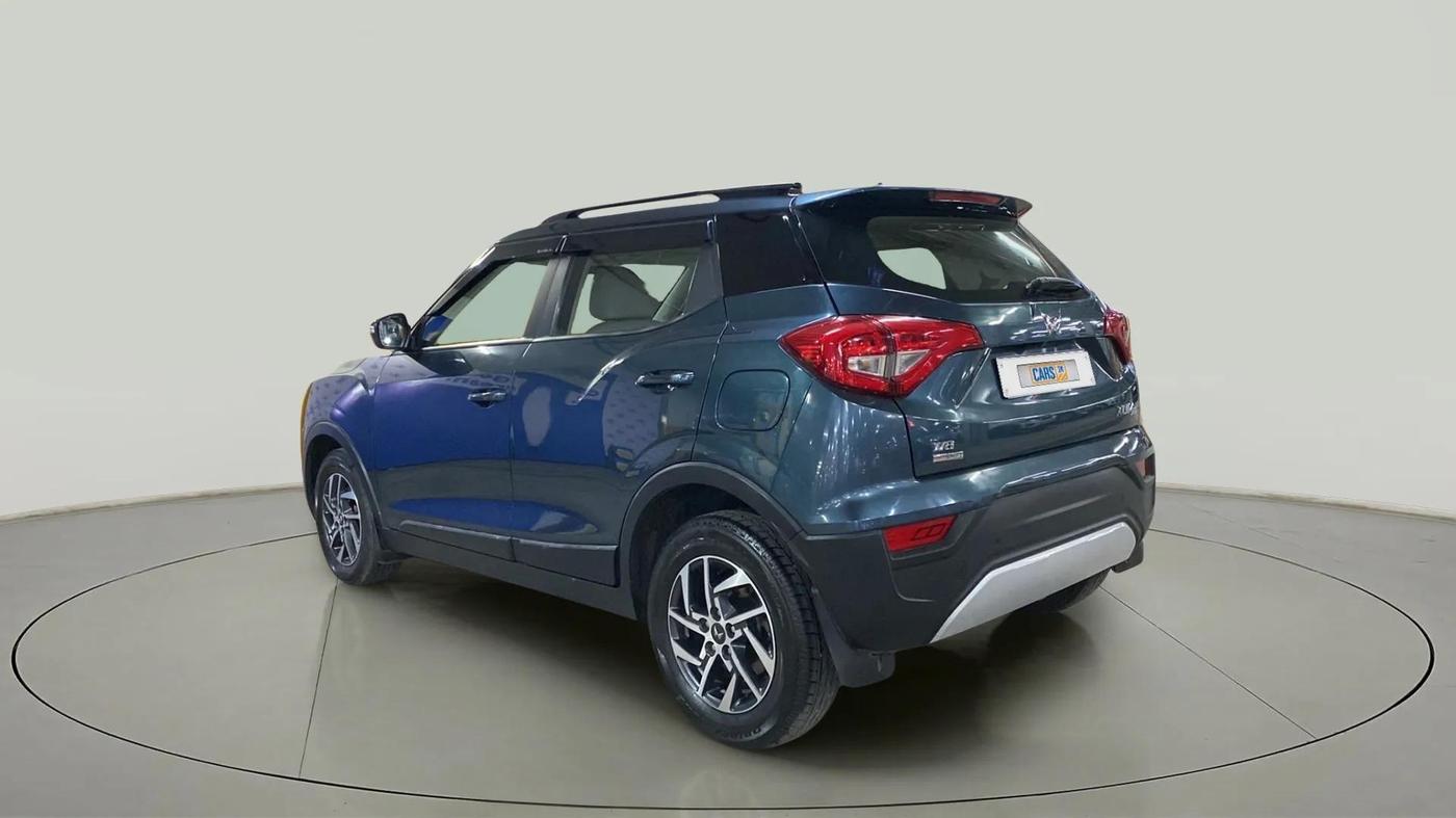 2023 Mahindra XUV300 W8 (O) 1.5 DIESEL AMT, Diesel, Automatic, 14,337 km, Left Back Diagonal