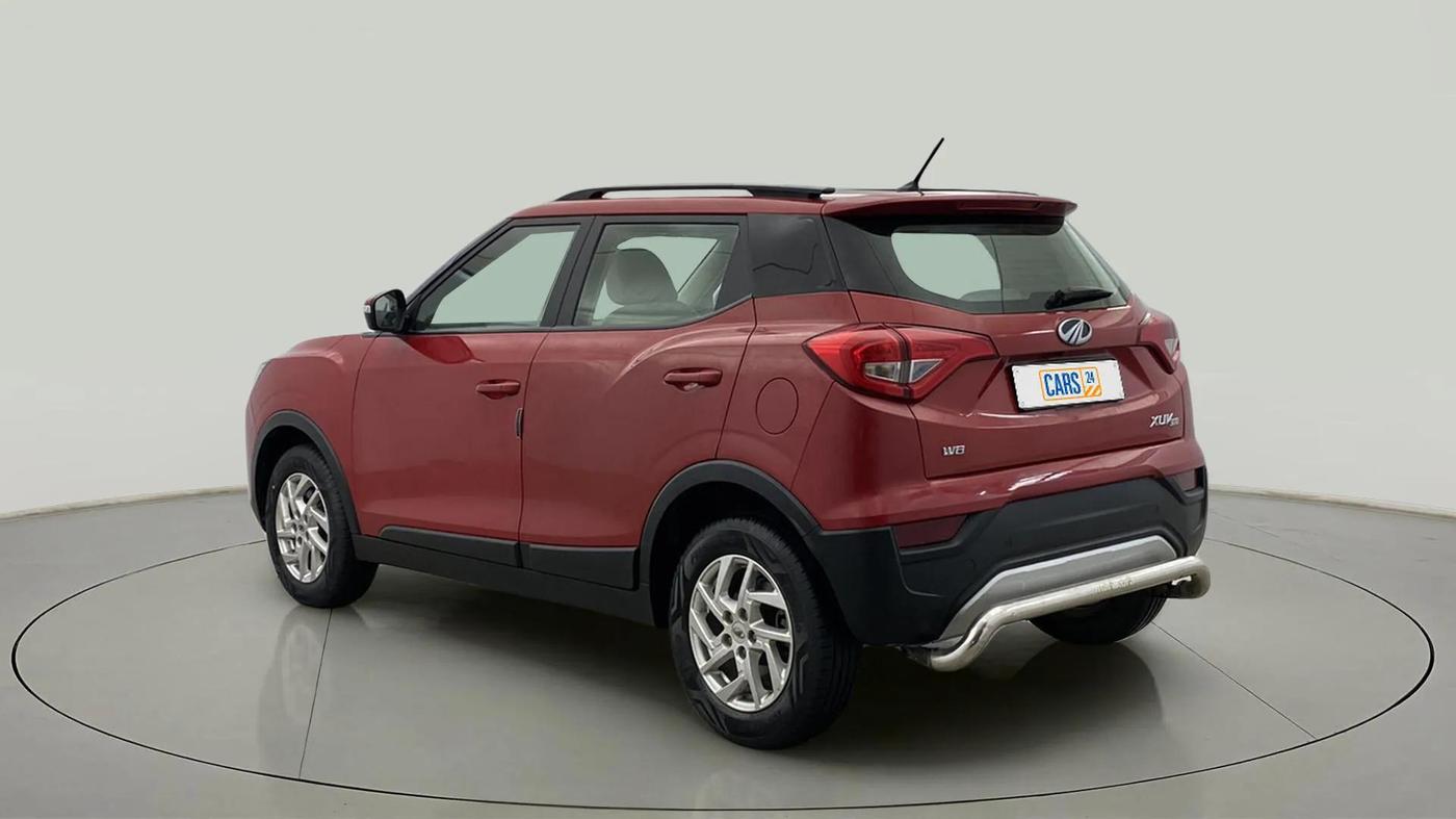 2022 Mahindra XUV300 W8 1.5 DIESEL, Diesel, Manual, 15,682 km, Left Back Diagonal