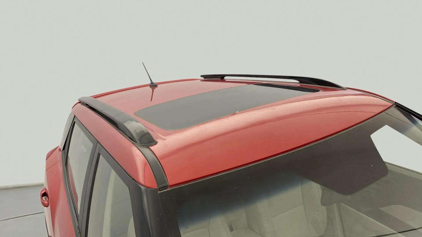 2022 Mahindra XUV300 W8 1.5 DIESEL, Diesel, Manual, 15,682 km, Roof