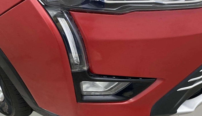 2022 Mahindra XUV300 W8 1.5 DIESEL, Diesel, Manual, 15,563 km, Front bumper - Size > 1 Inch