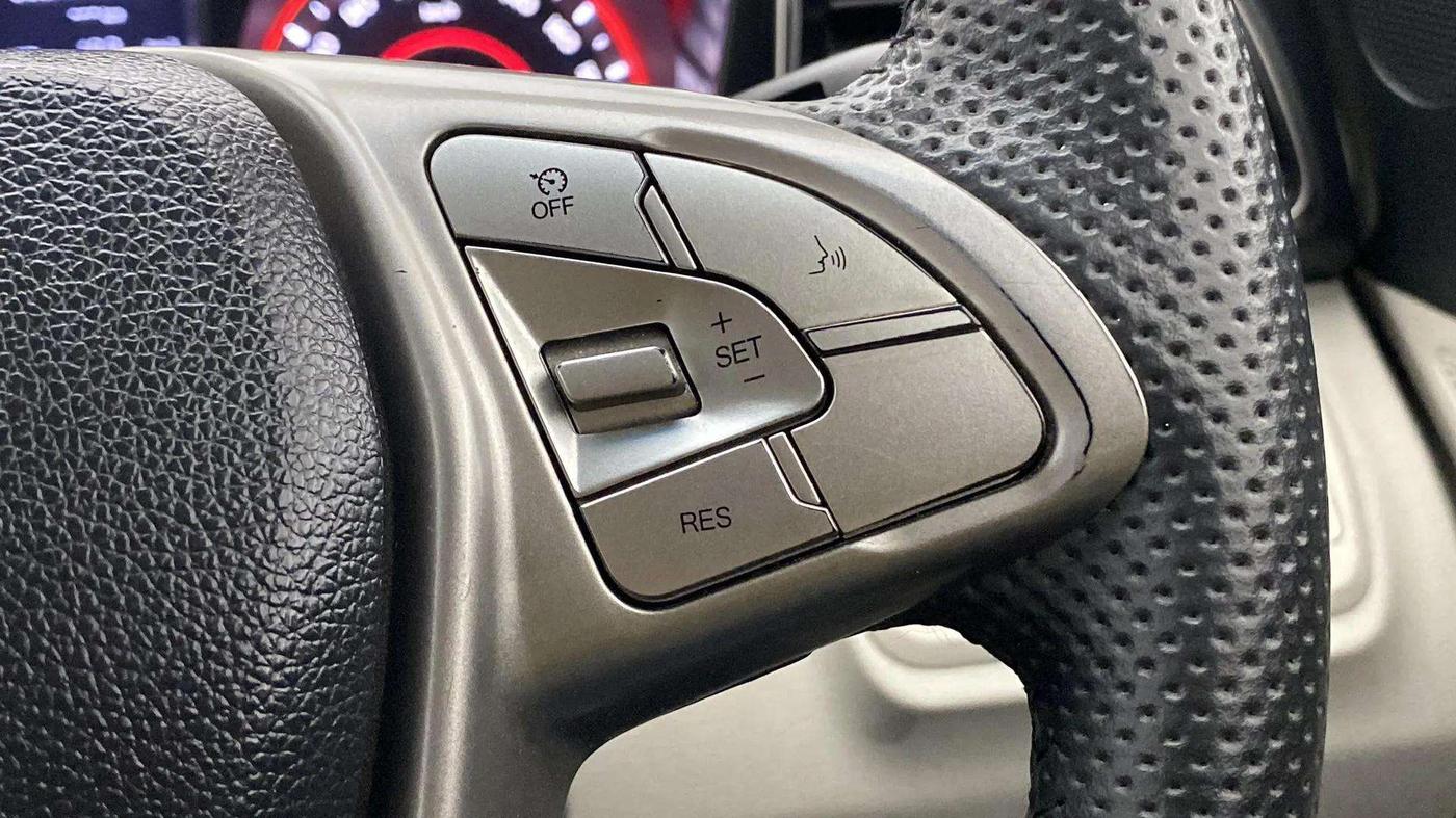 2022 Mahindra XUV300 W8 1.5 DIESEL, Diesel, Manual, 15,682 km, Adaptive Cruise Control