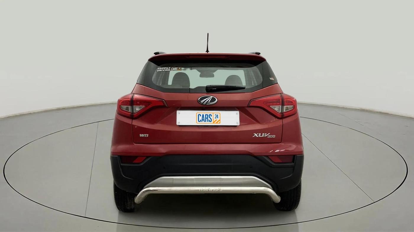 2022 Mahindra XUV300 W8 1.5 DIESEL, Diesel, Manual, 15,682 km, Back/Rear