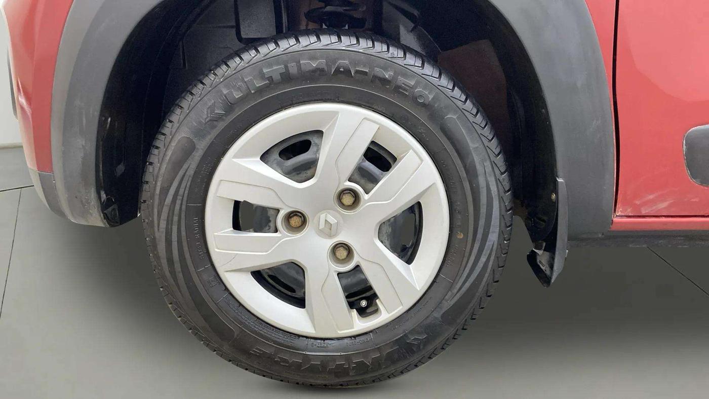 2018 Renault Kwid RXT 1.0 AMT (O), Petrol, Automatic, 8,609 km, Left Front Wheel