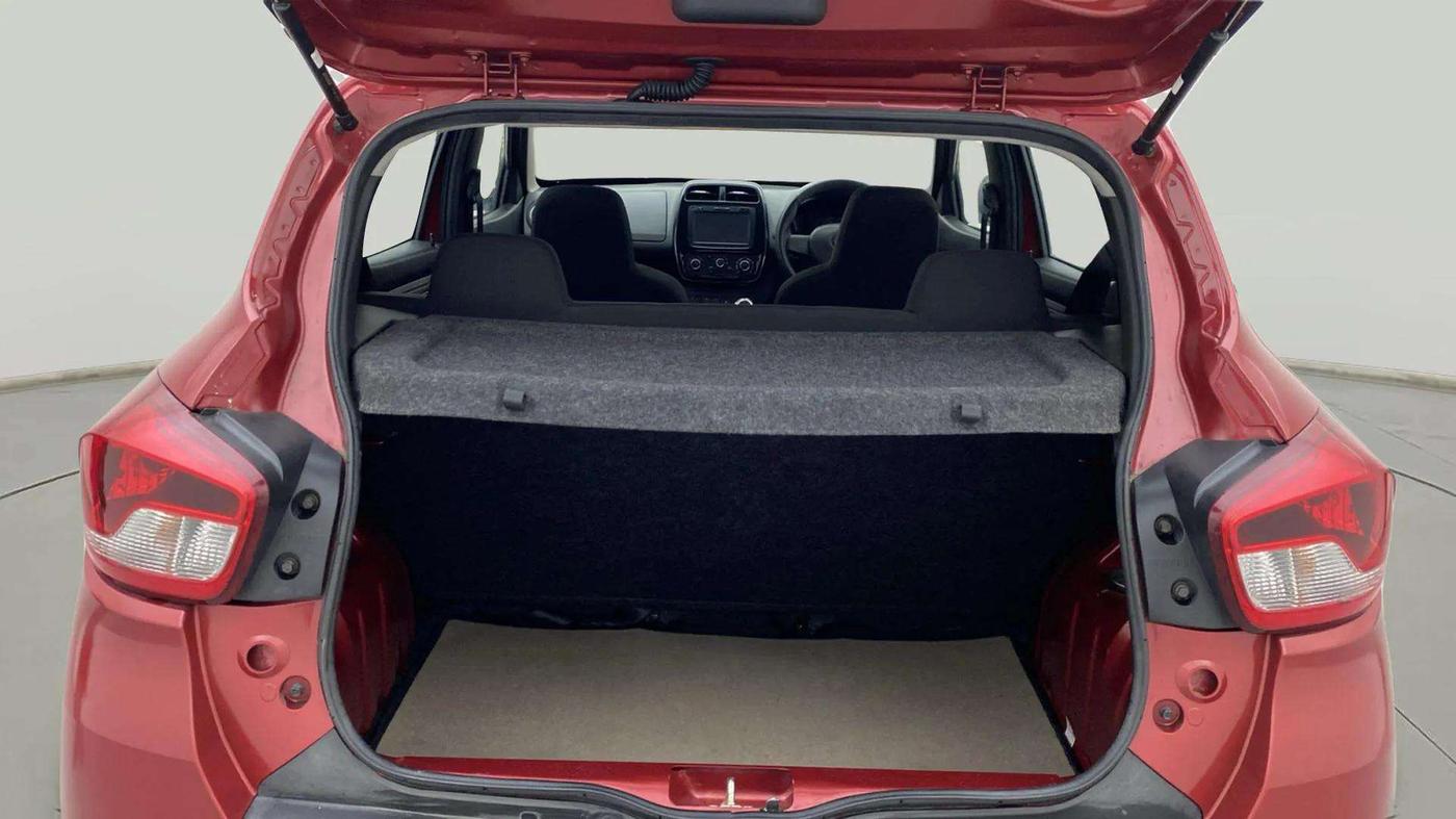 2018 Renault Kwid RXT 1.0 AMT (O), Petrol, Automatic, 8,609 km, Boot Inside