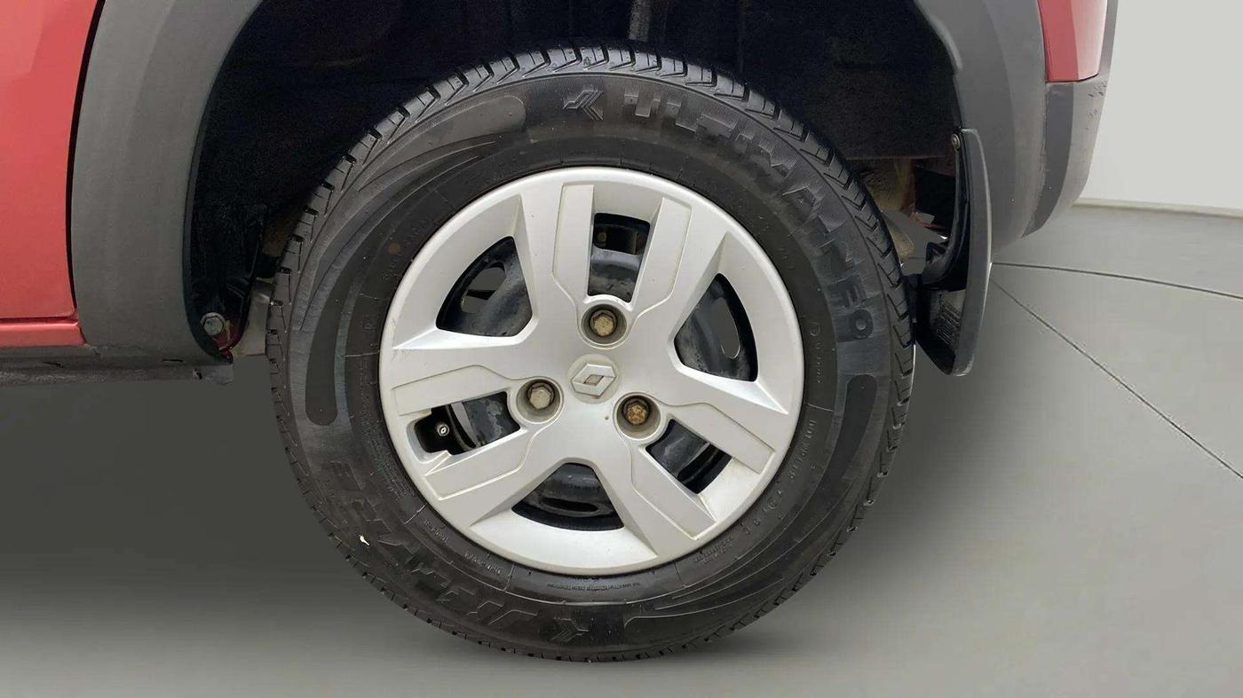 2018 Renault Kwid RXT 1.0 AMT (O), Petrol, Automatic, 8,609 km, Left Rear Wheel
