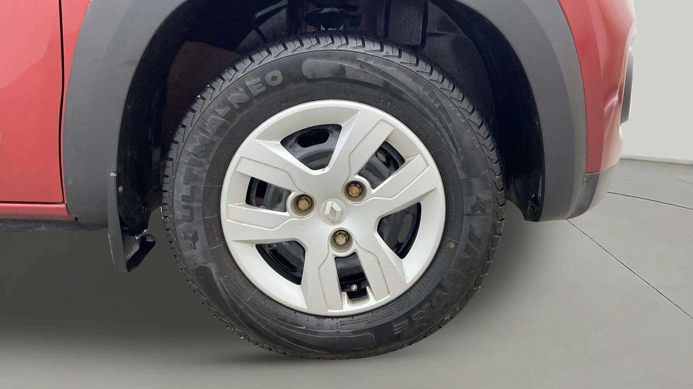 2018 Renault Kwid RXT 1.0 AMT (O), Petrol, Automatic, 8,609 km, Right Front Wheel