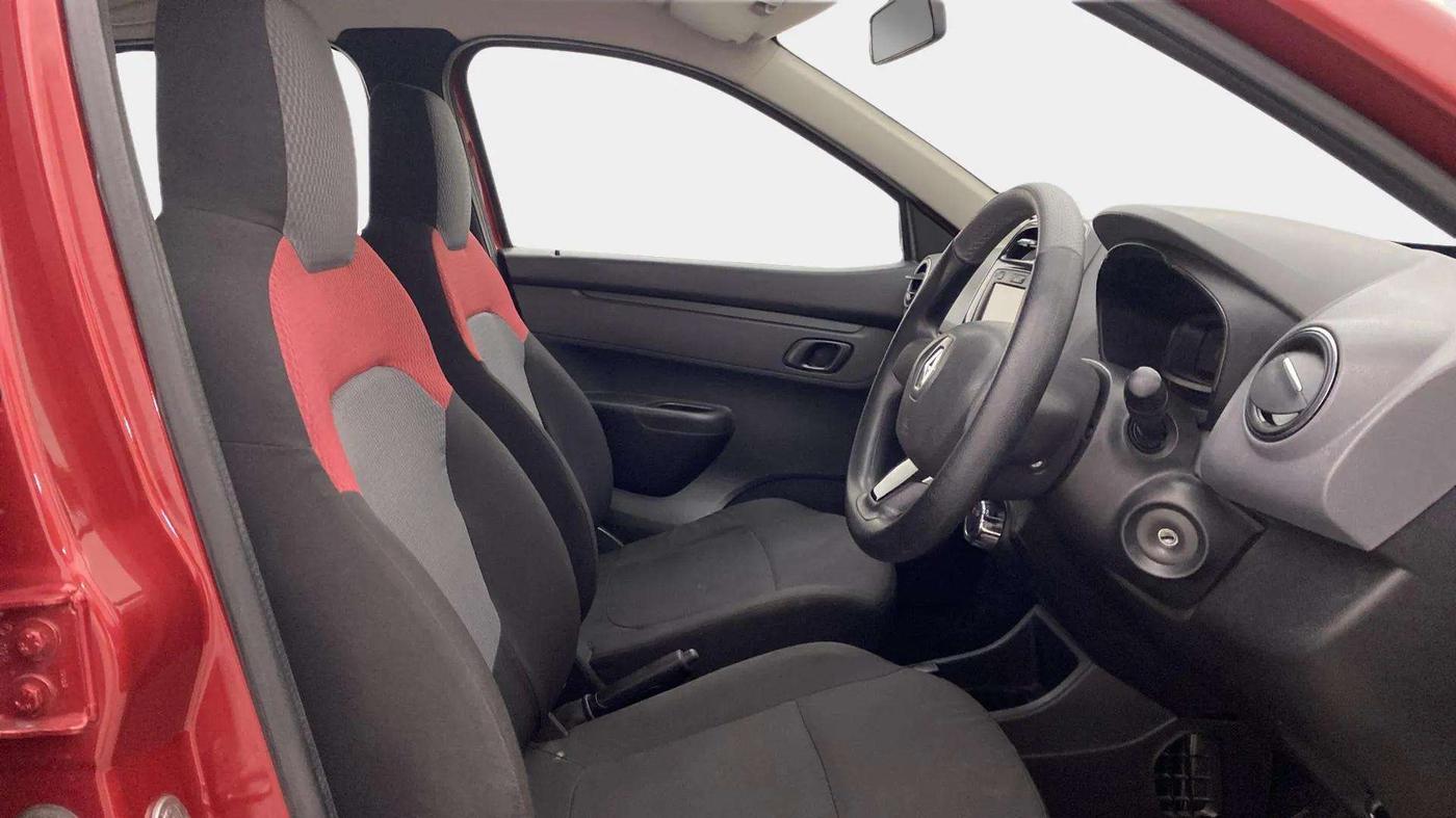 2018 Renault Kwid RXT 1.0 AMT (O), Petrol, Automatic, 8,609 km, Right Side Front Door Cabin