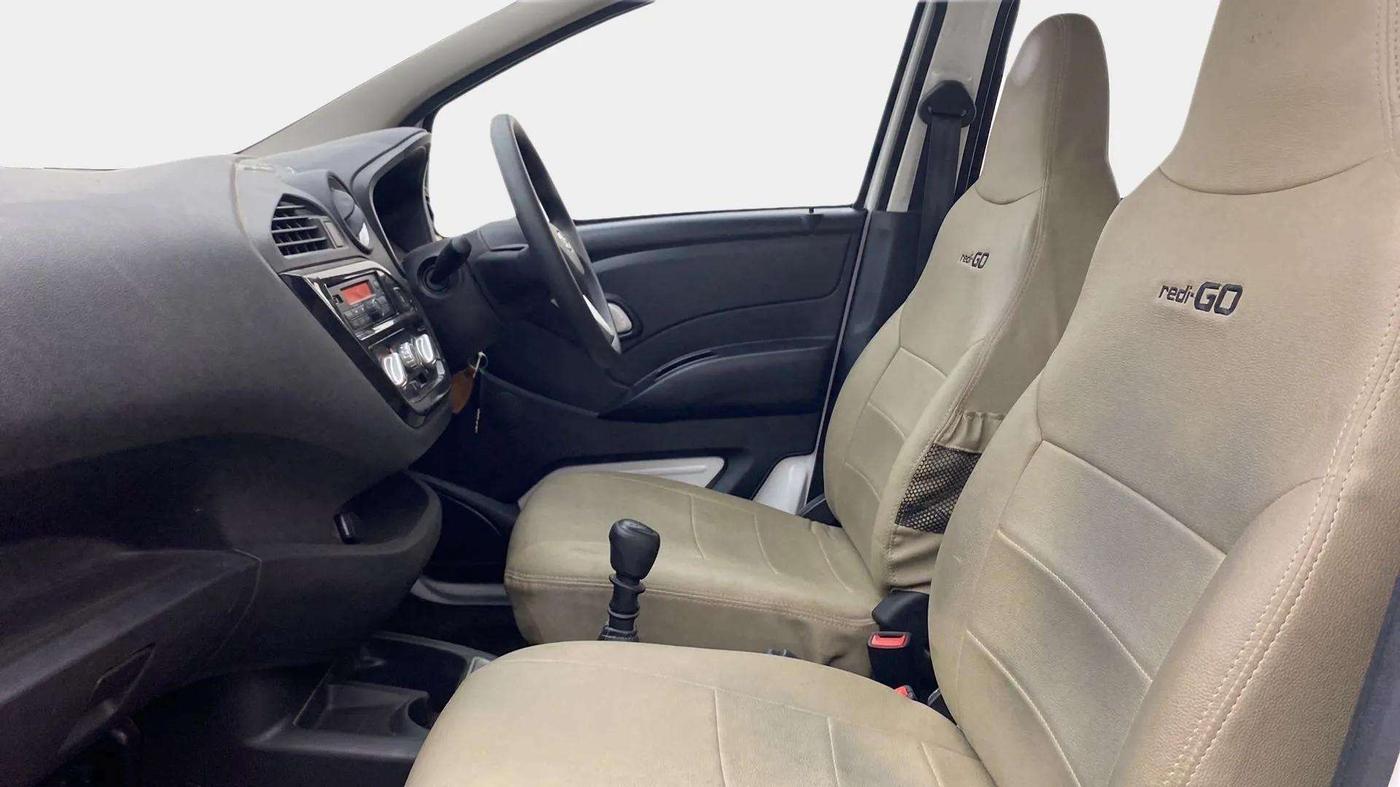 2018 Datsun Redi Go T (O), Petrol, Manual, 27,041 km, Right Side Front Door Cabin
