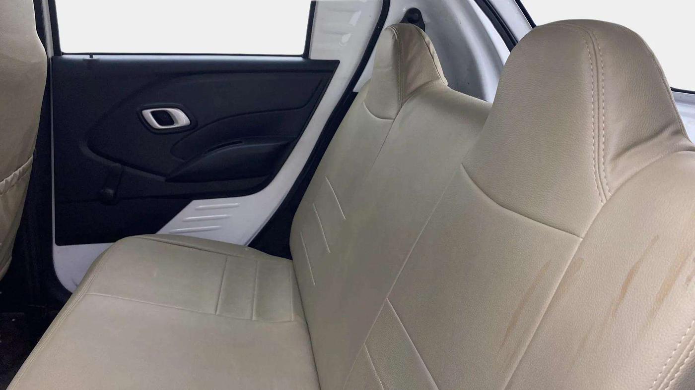 2018 Datsun Redi Go T (O), Petrol, Manual, 27,041 km, Right Side Rear Door Cabin