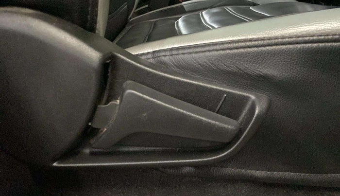 2021 Maruti S PRESSO VXI PLUS AMT, Petrol, Automatic, 37,006 km, Driver Side Adjustment Panel