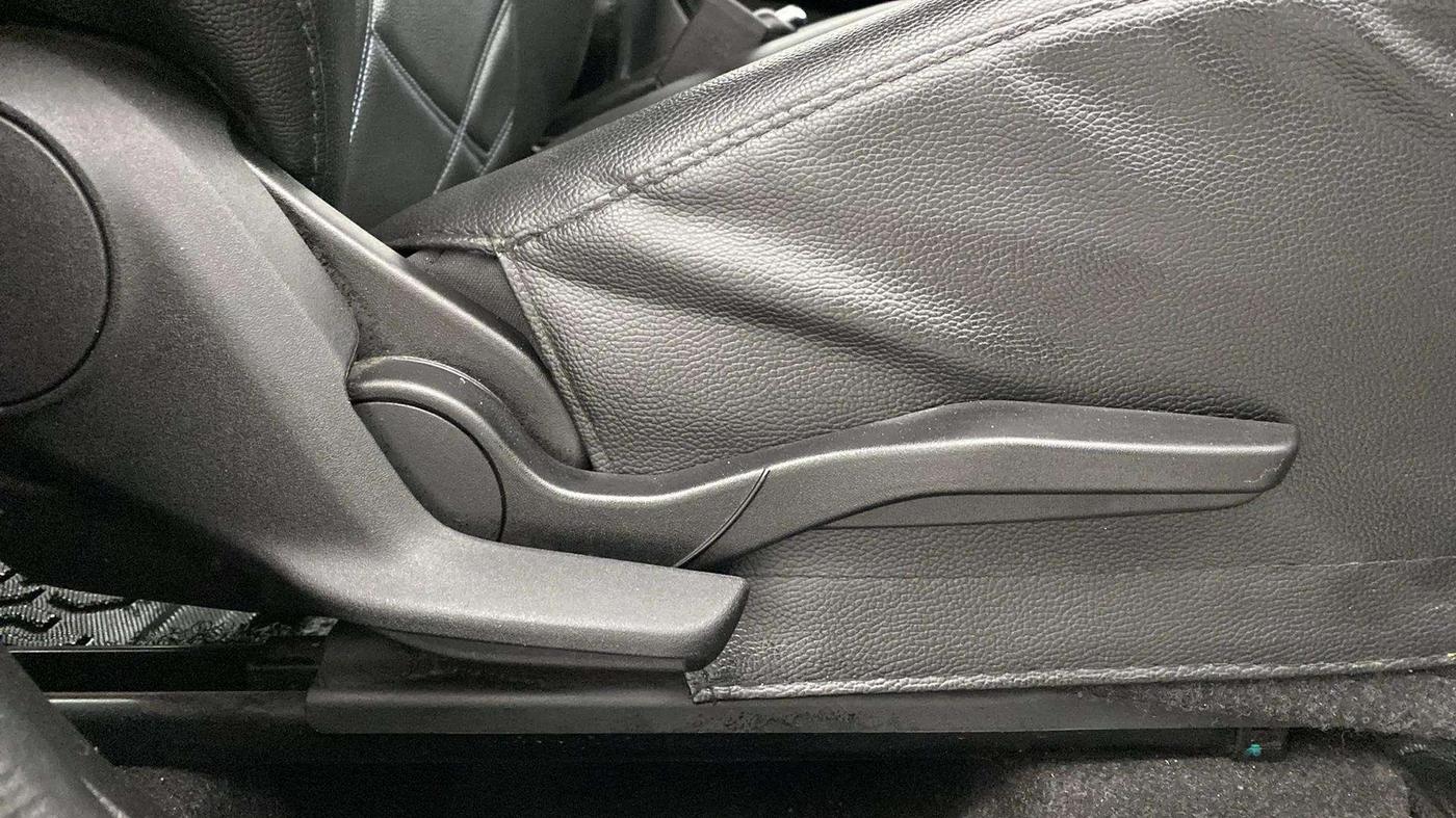 2023 Maruti Swift ZXI PLUS, Petrol, Manual, 10,238 km, Driver Side Adjustment Panel