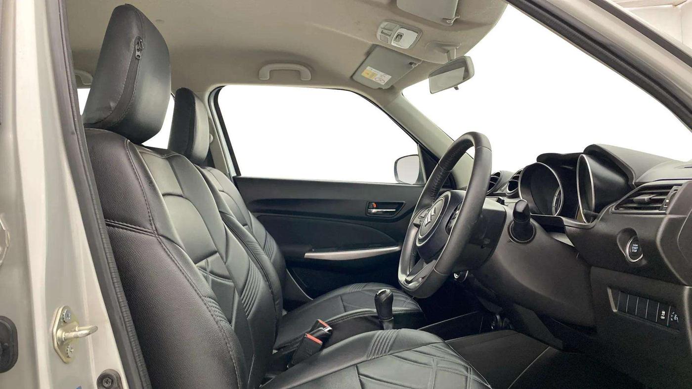 2023 Maruti Swift ZXI PLUS, Petrol, Manual, 10,238 km, Right Side Front Door Cabin
