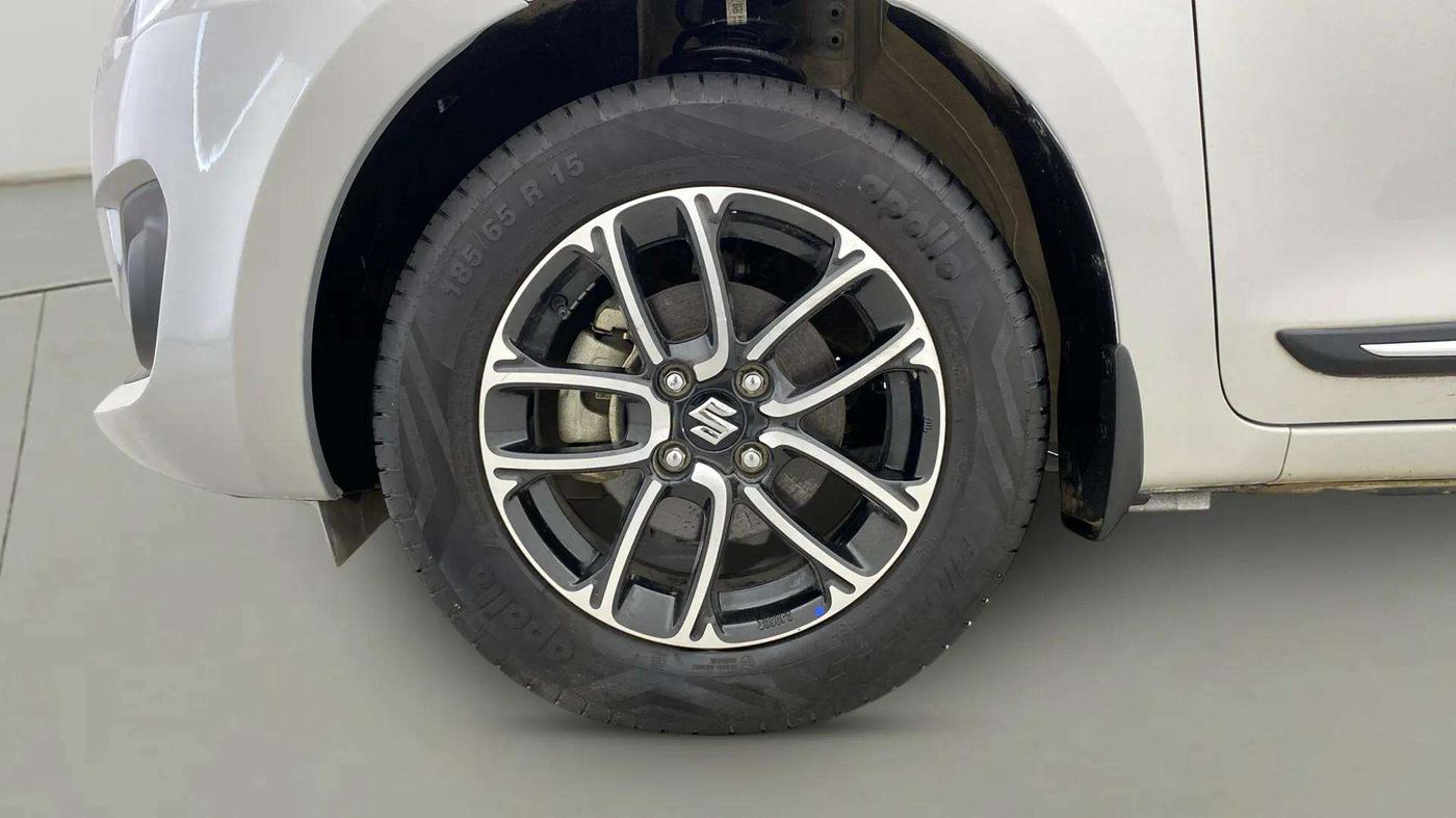 2023 Maruti Swift ZXI PLUS, Petrol, Manual, 10,238 km, Left Front Wheel