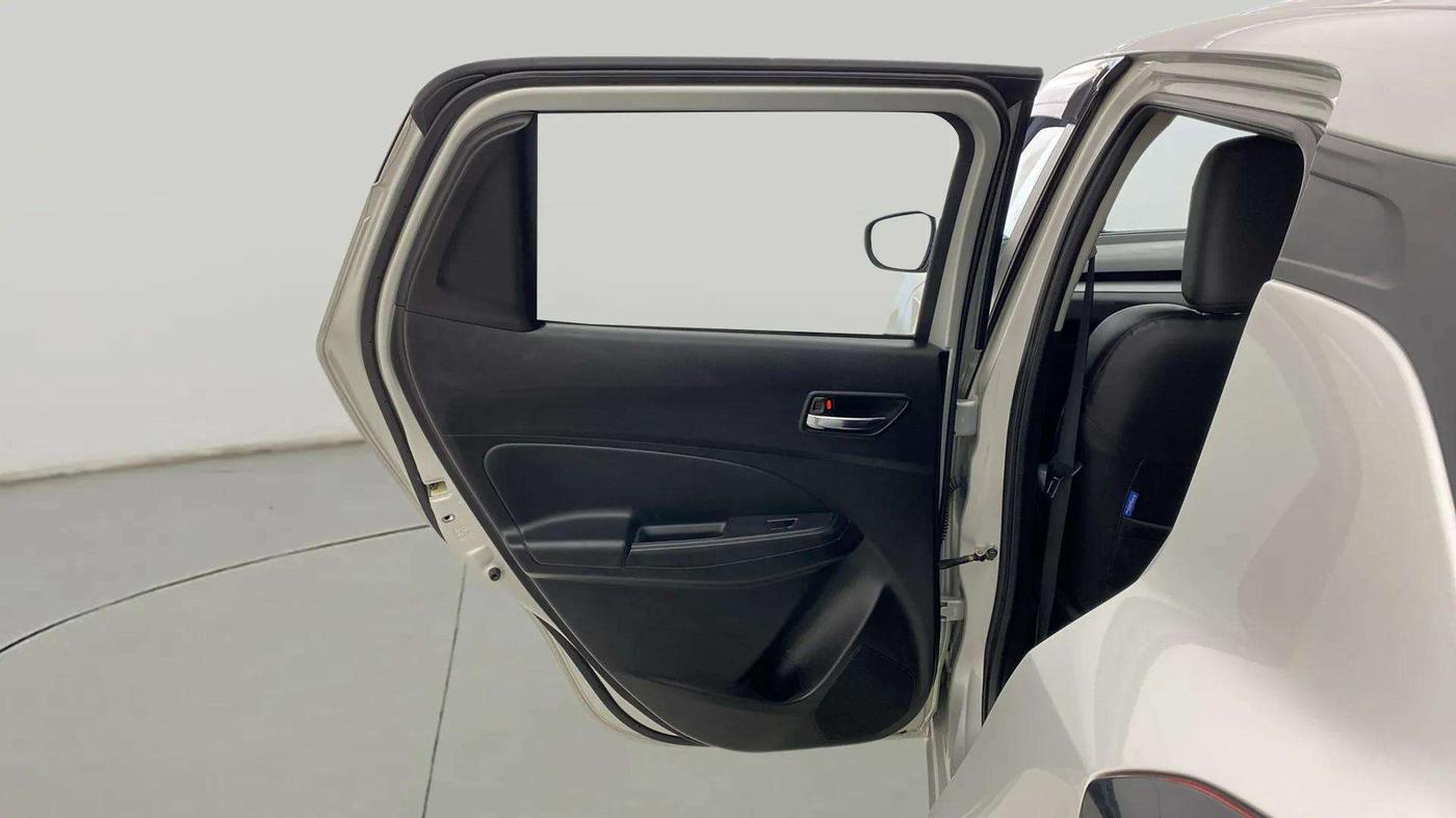 2023 Maruti Swift ZXI PLUS, Petrol, Manual, 10,238 km, LHS Rear Door