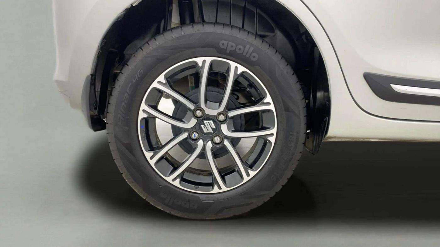 2023 Maruti Swift ZXI PLUS, Petrol, Manual, 10,238 km, Right Rear Wheel