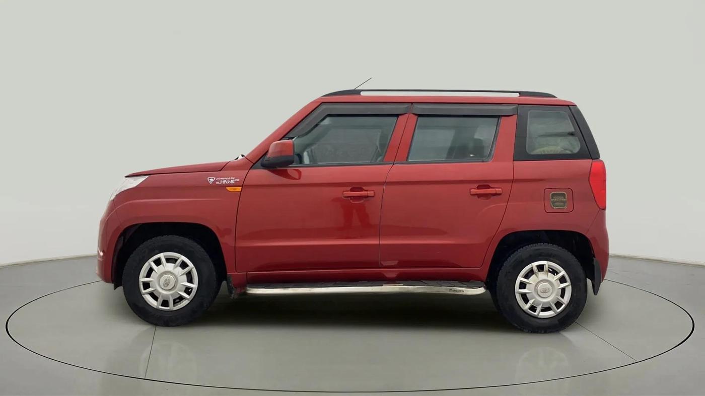 2019 Mahindra TUV300 T6 PLUS, Diesel, Manual, 27,013 km, Left Side