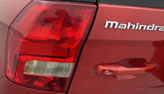 2019 Mahindra TUV300 T6 PLUS, Diesel, Manual, 26,989 km, Left tail light - Minor damage