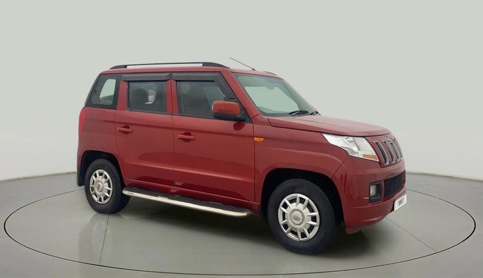 2019 Mahindra TUV300 T6 PLUS, Diesel, Manual, 26,989 km, Right Front Diagonal