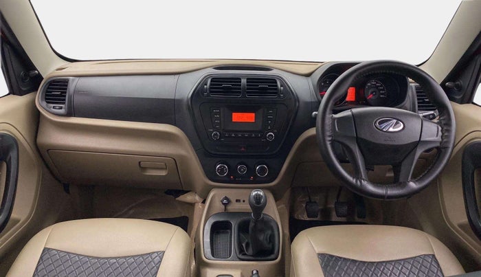 2019 Mahindra TUV300 T6 PLUS, Diesel, Manual, 26,989 km, Dashboard