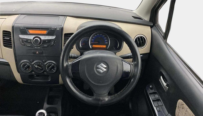 2017 Maruti Wagon R 1.0 VXI, Petrol, Manual, 42,124 km, Steering Wheel Close Up