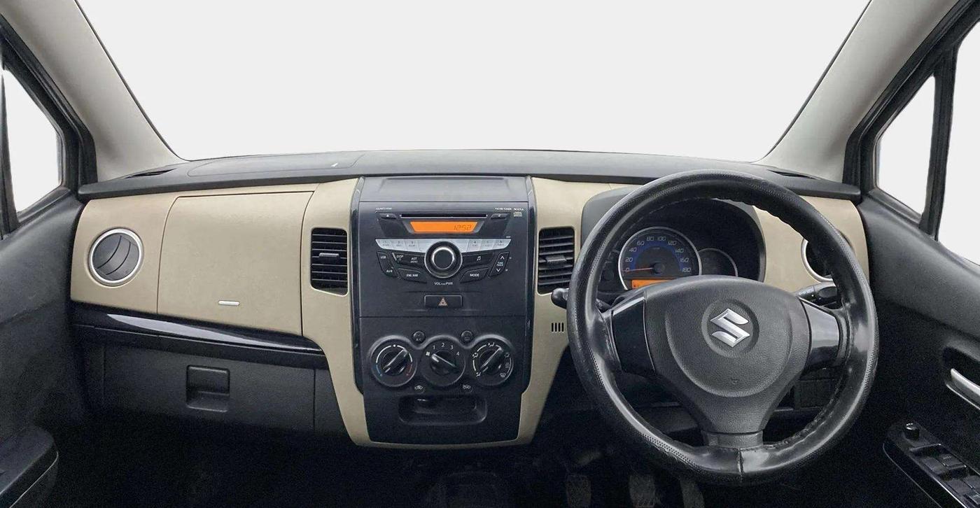 2017 Maruti Wagon R 1.0 VXI, Petrol, Manual, 42,152 km, Dashboard