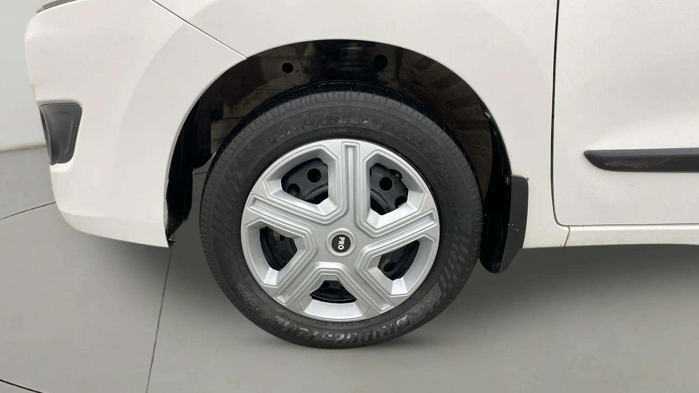 2017 Maruti Wagon R 1.0 VXI, Petrol, Manual, 42,152 km, Left Front Wheel