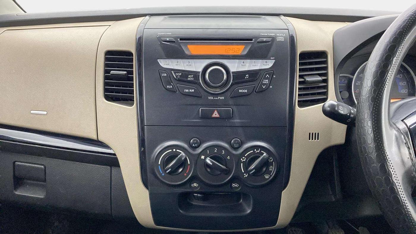 2017 Maruti Wagon R 1.0 VXI, Petrol, Manual, 42,152 km, Air Conditioner