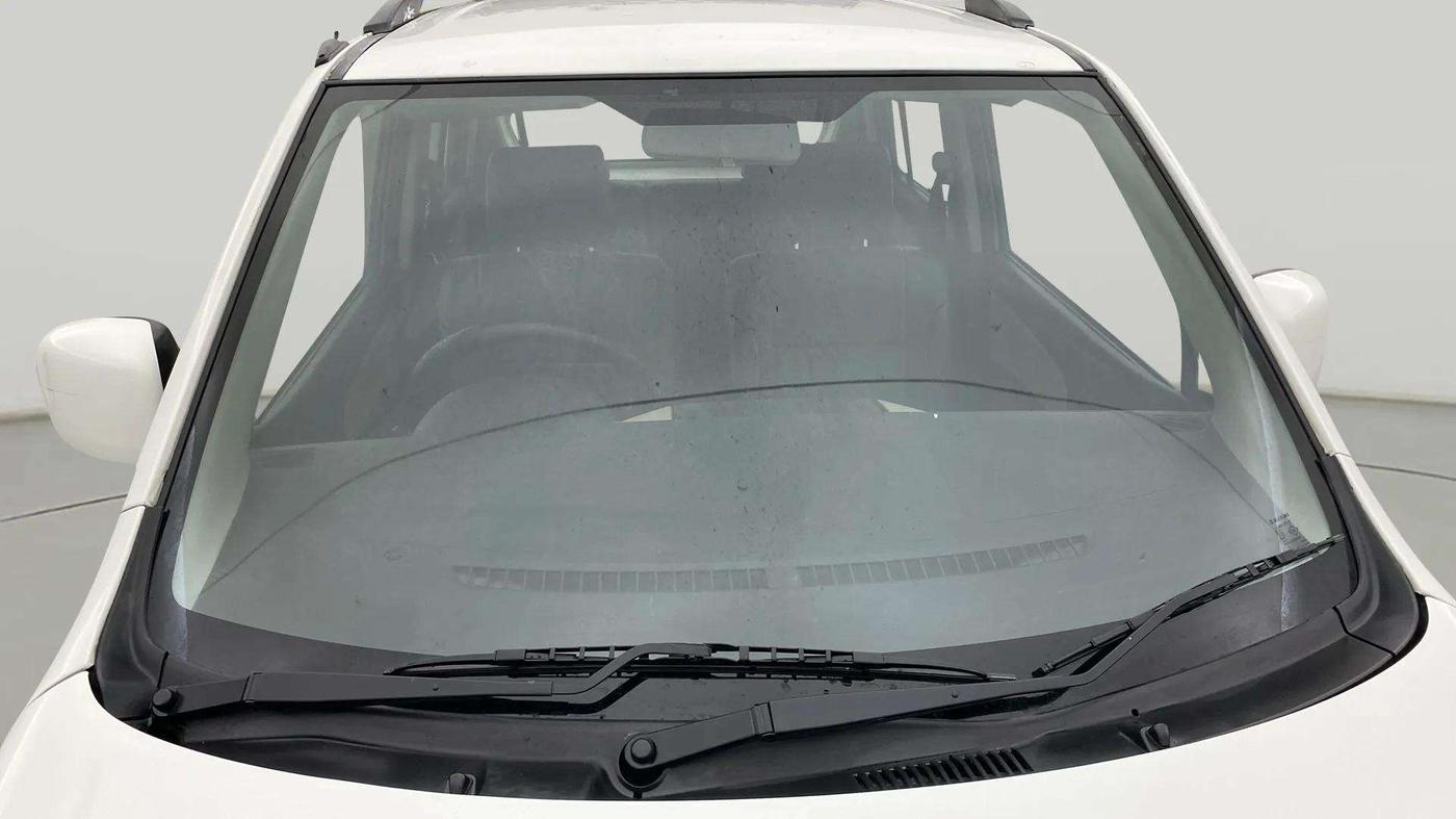 2017 Maruti Wagon R 1.0 VXI, Petrol, Manual, 42,152 km, Front Windshield
