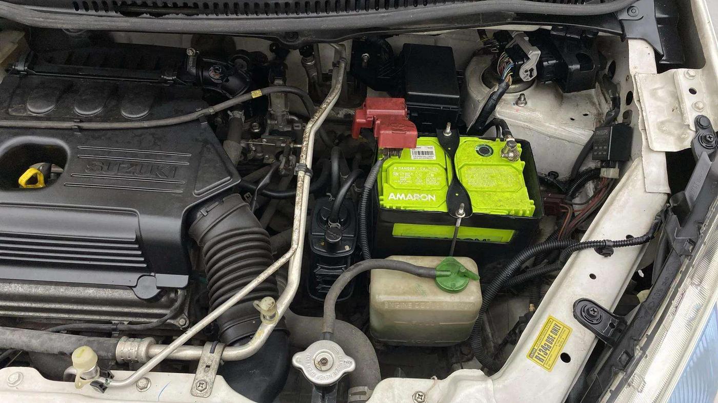 2017 Maruti Wagon R 1.0 VXI, Petrol, Manual, 42,152 km, Engine View - Left