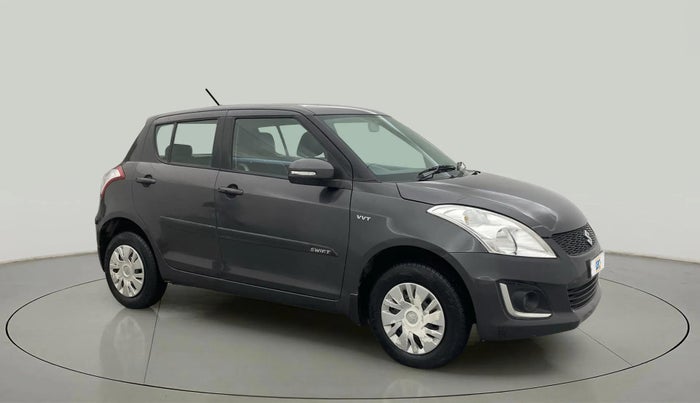 2017 Maruti Swift VXI O, Petrol, Manual, 30,218 km, Right Front Diagonal