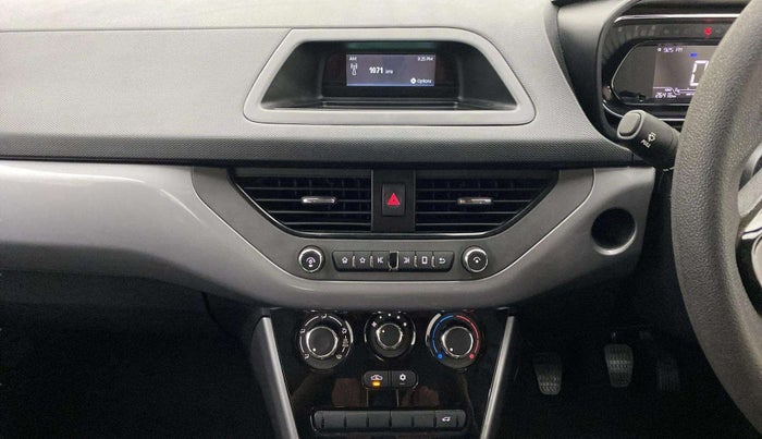 2021 Tata NEXON XM SUNROOF PETROL, Petrol, Manual, 26,415 km, Air Conditioner