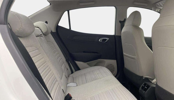 2021 Hyundai AURA SX PLUS 1.2 AMT, Petrol, Automatic, 18,326 km, Right Side Rear Door Cabin