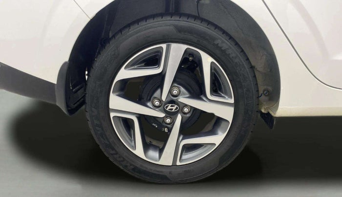 2021 Hyundai AURA SX PLUS 1.2 AMT, Petrol, Automatic, 18,326 km, Right Rear Wheel