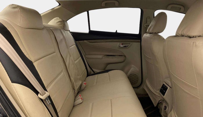 2019 Maruti Ciaz SIGMA 1.5 SHVS MT  PETROL, Petrol, Manual, 85,181 km, Right Side Rear Door Cabin