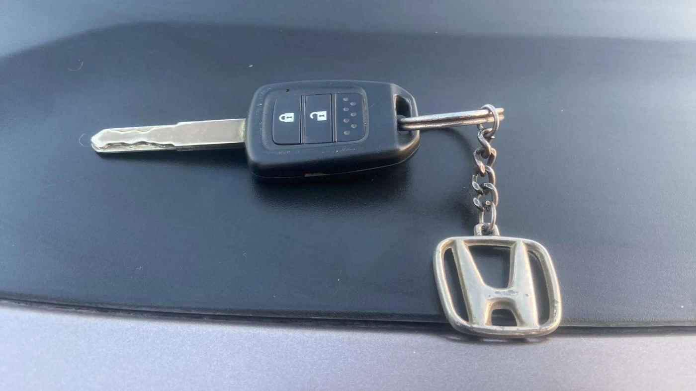2015 Honda Jazz 1.5L I-DTEC SV, Diesel, Manual, 44,440 km, Key Close Up