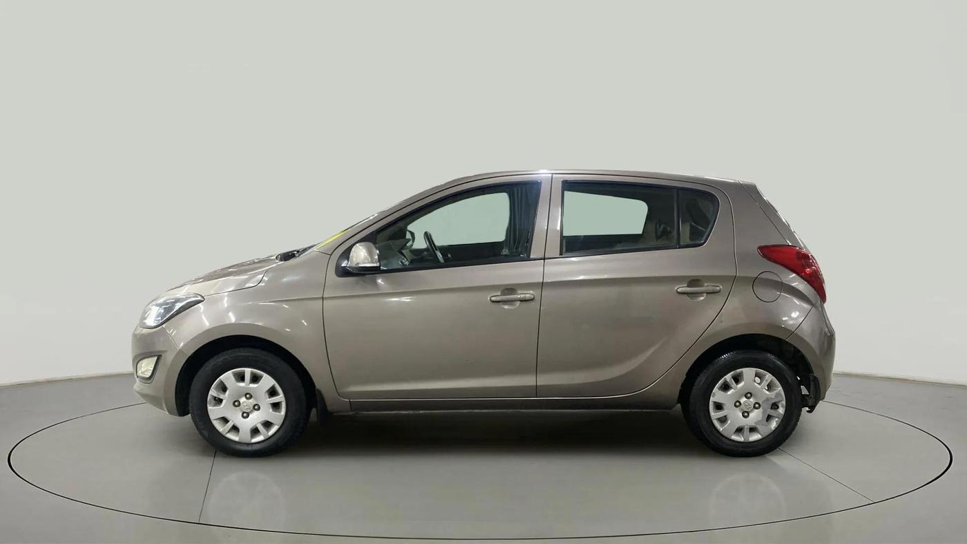 2013 Hyundai i20 MAGNA 1.2, CNG, Manual, 86,528 km, Left Side