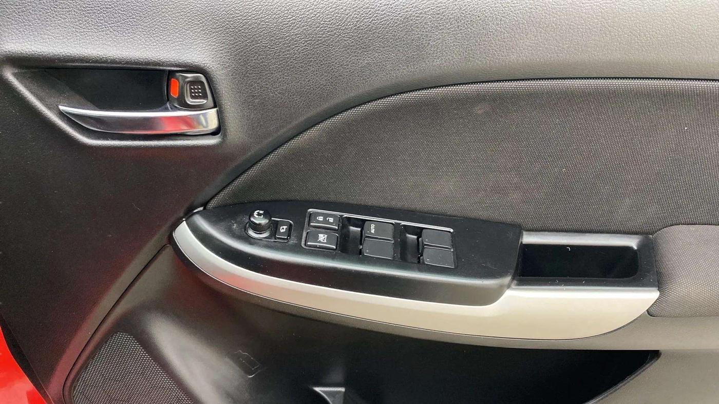 2019 Maruti Baleno ALPHA CVT PETROL 1.2, Petrol, Automatic, 63,827 km, Driver Side Door Panels Control