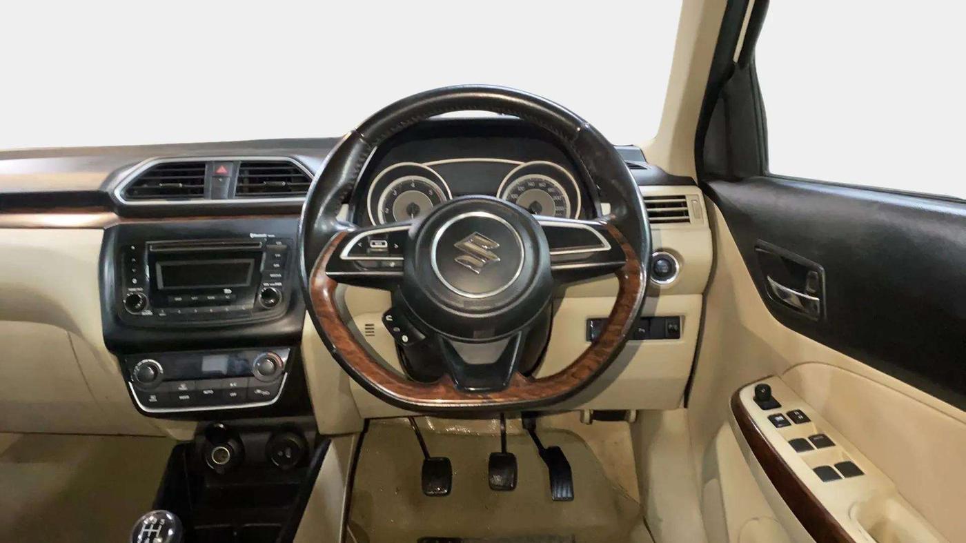 2018 Maruti Dzire ZDI, Diesel, Manual, 69,025 km, Steering Wheel Close Up